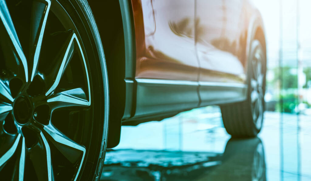 The novel hybrid coatings are especially suitable for automotive applications.