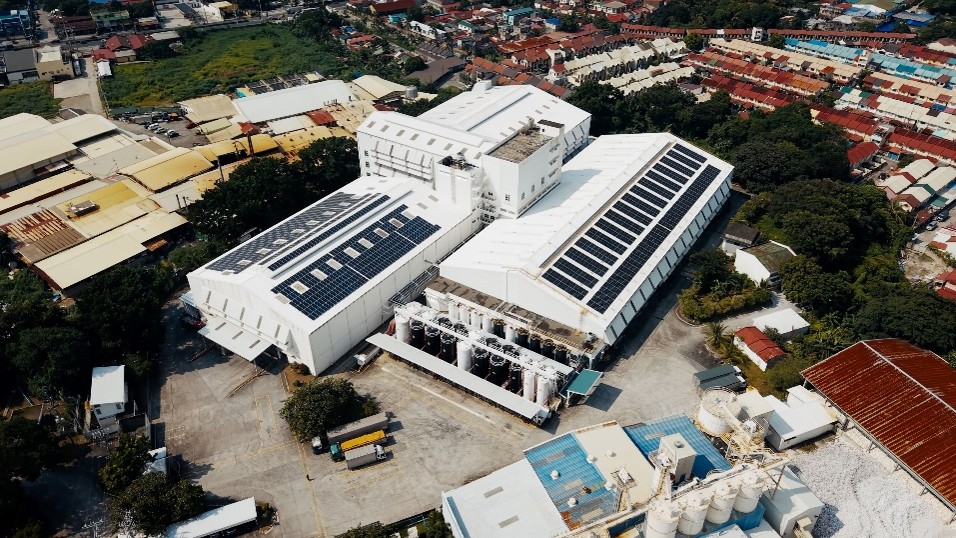 Cool roof with solar panels at Boysen factory in the Philippines.
