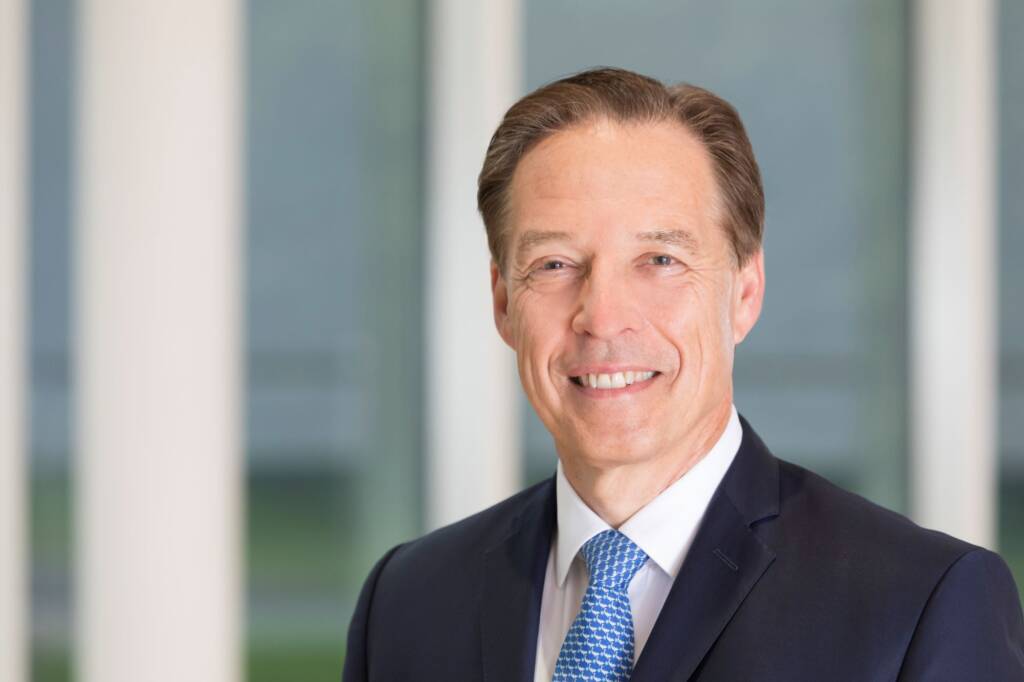 Dr Claus Rettig is temporarily taking over the leadership of Evonik while continuing to manage the company’s operations in Asia.